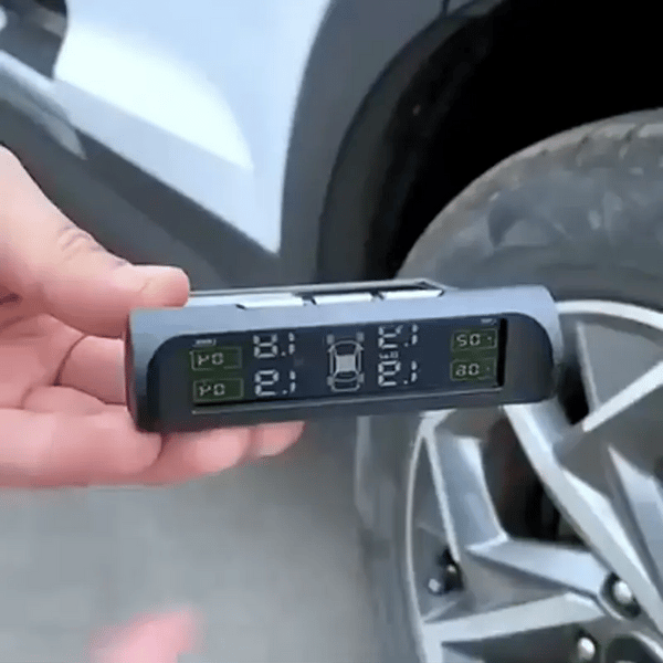 TILLFÄLLIGT 50% OFF  SolarTrak™ 
