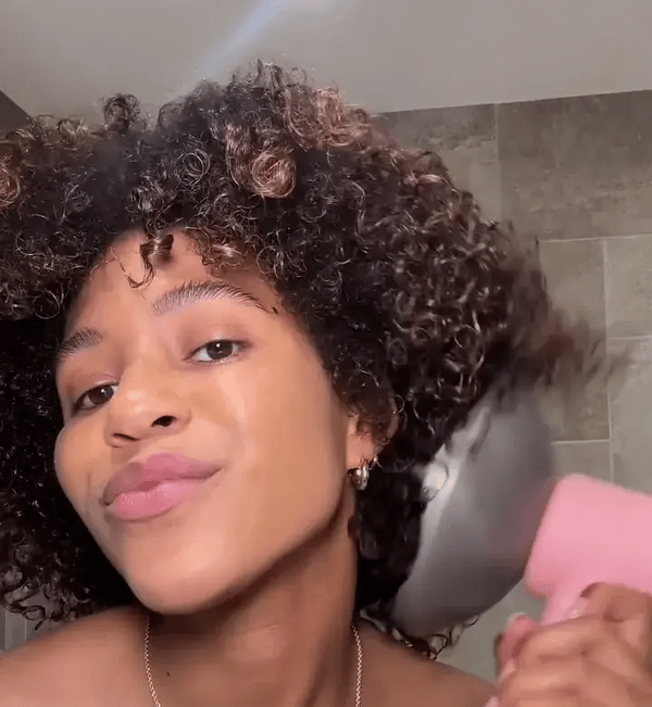 TILLFÄLLIGT 50% OFF  CurlBreeze™